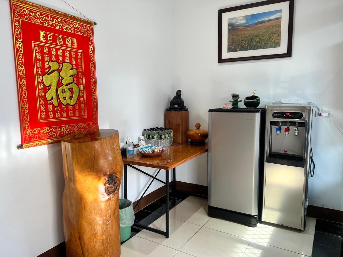 Golden Flower Homestay Yuli Exterior foto